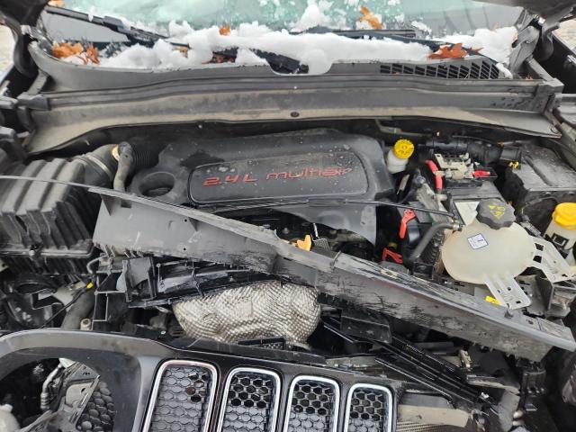 Jeep Renegade Latitude Image 12