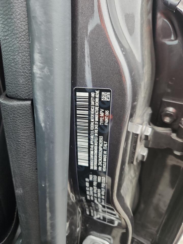 Jeep Renegade Latitude Image 10