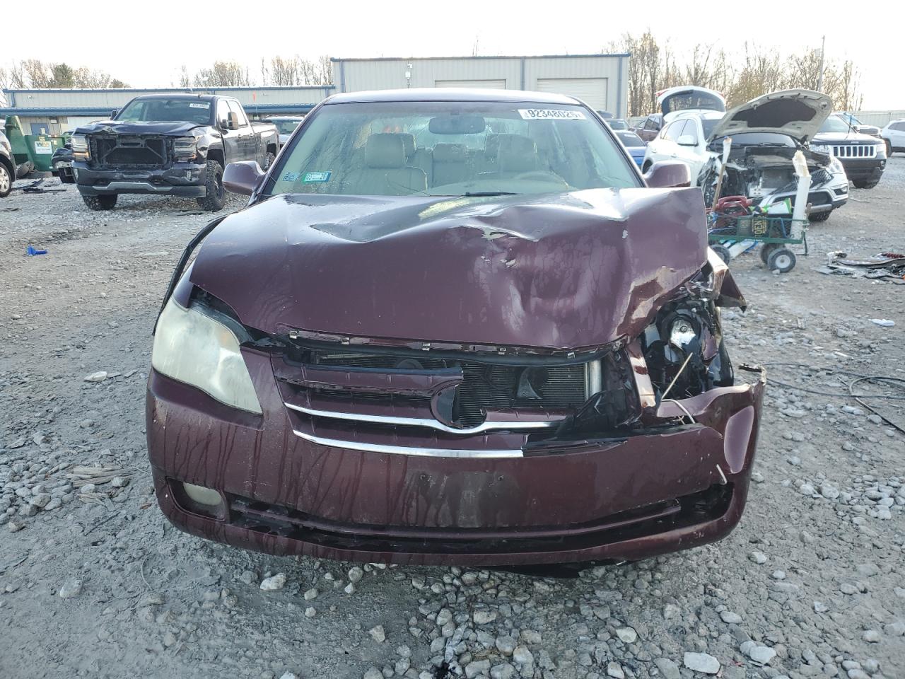 Toyota Avalon Xl Image 10