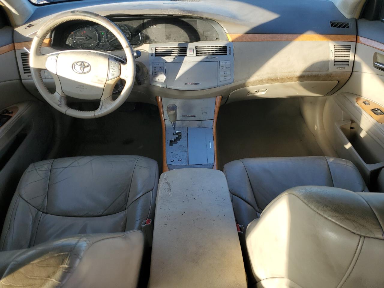 Toyota Avalon Xl Image 5