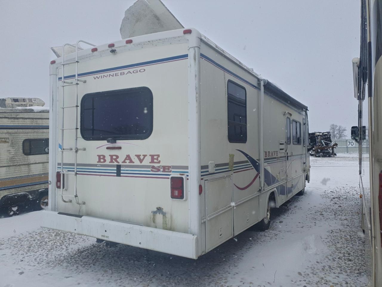 Winnebago Rv P3500 Image 3