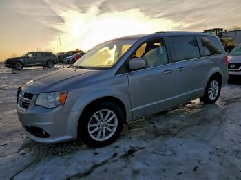  Salvage Dodge Caravan