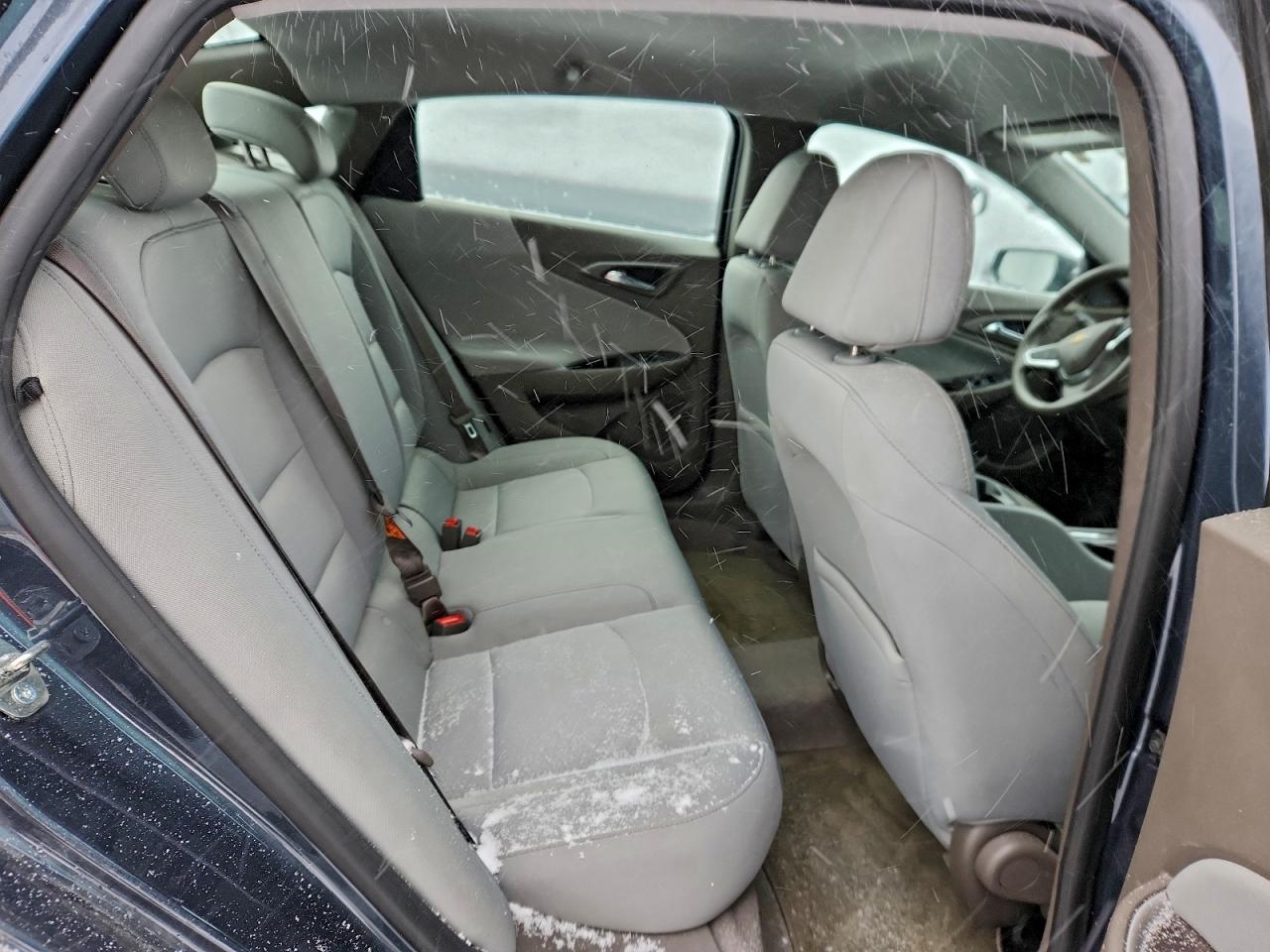 Chevrolet Malibu Ls Image 8