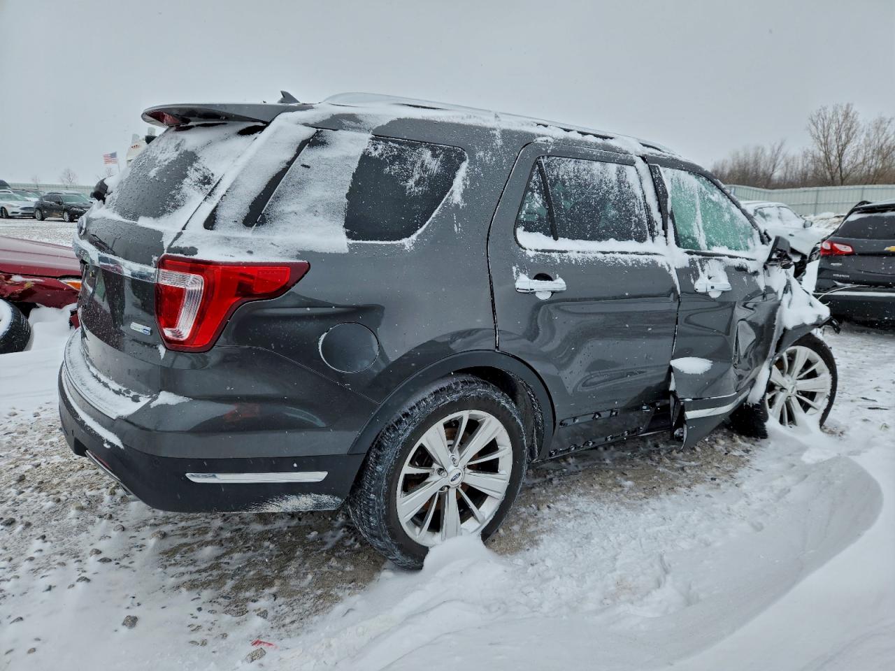 Ford Explorer Limited Image 10