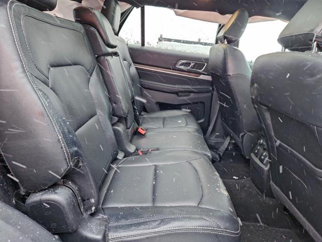 Ford Explorer Limited Image 2