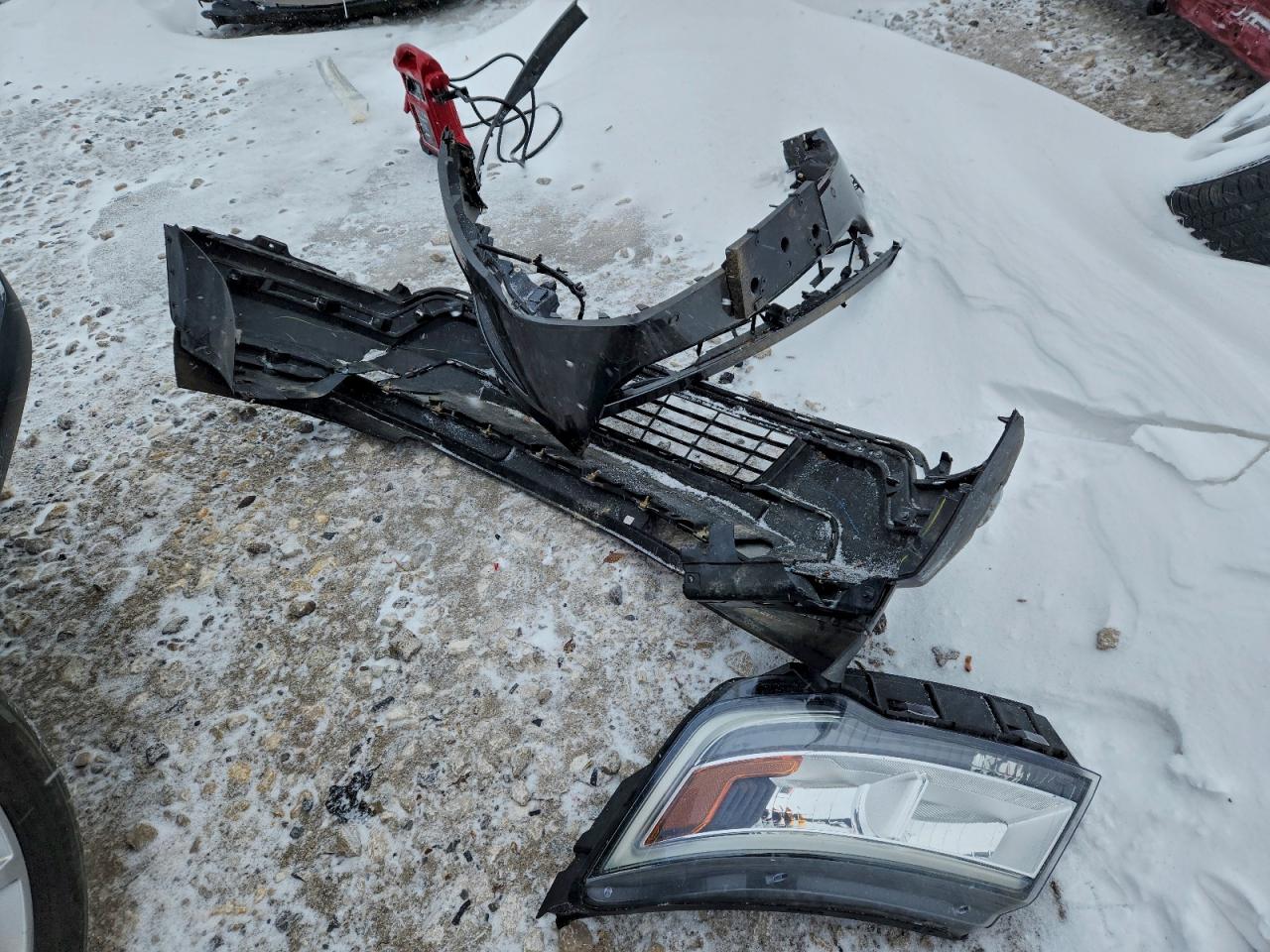 Ford Explorer Limited Image 12