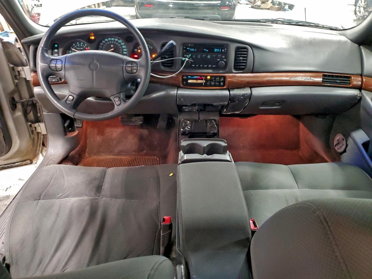 Buick LeSabre Custom Image 8