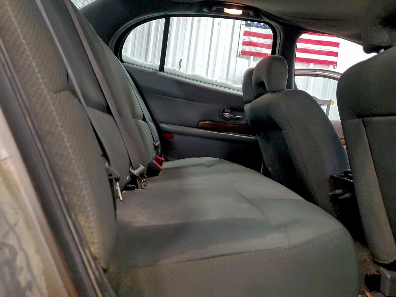 Buick LeSabre Custom Image 4