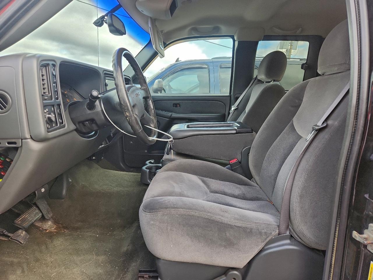 GMC Sierra K1500 Image 11