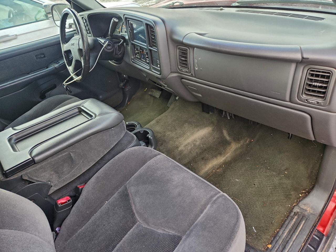 GMC Sierra K1500 Image 7