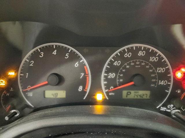 Toyota Corolla Base Image 2