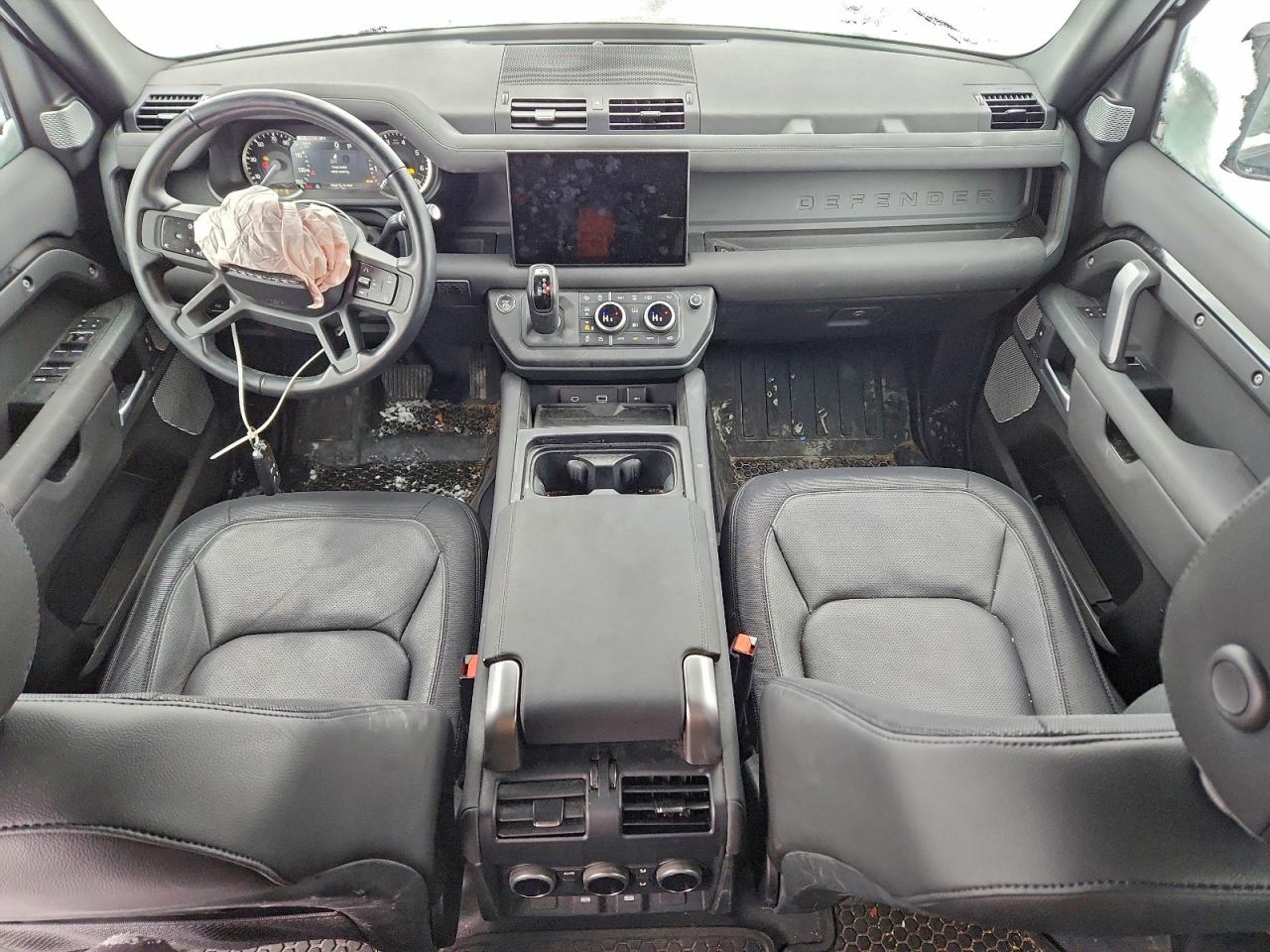 Land Rover Defender 130 X-dynamic Se Image 6