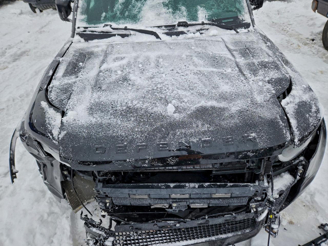 Land Rover Defender 130 X-dynamic Se Image 12