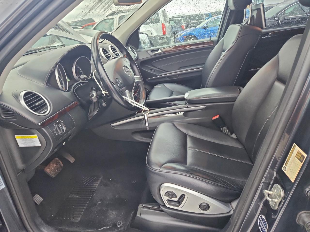 Mercedes-Benz G-Class 450 4matic Image 9