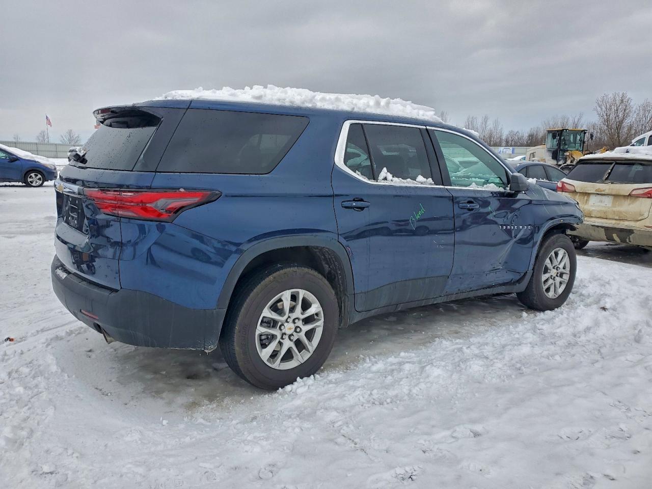 Chevrolet Traverse Ls Image 4