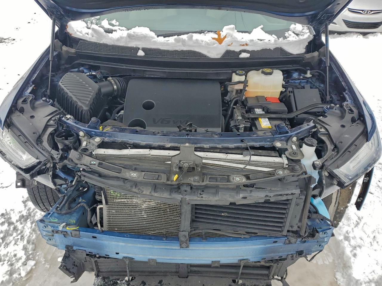 Chevrolet Traverse Ls Image 2