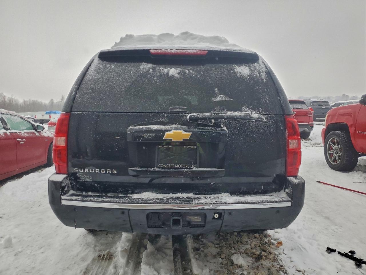 Chevrolet Suburban K1500 Ltz Image 7