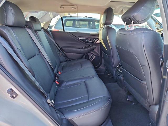 Subaru Outback Limited Image 9