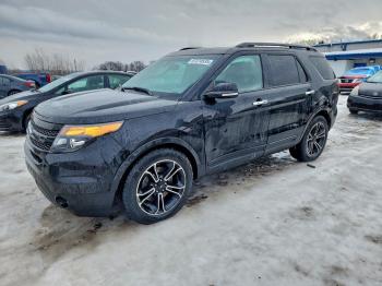  Salvage Ford Explorer