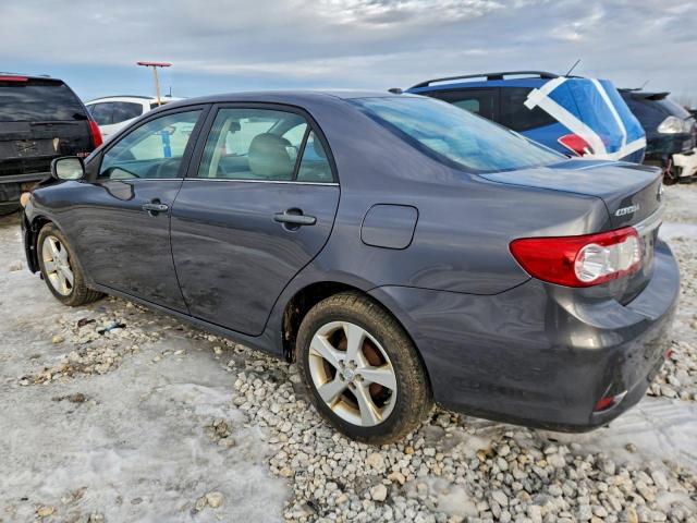 Toyota Corolla Base Image 3