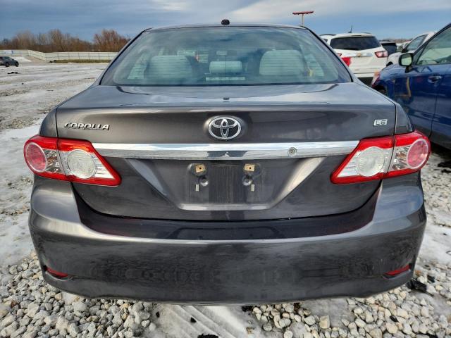 Toyota Corolla Base Image 4