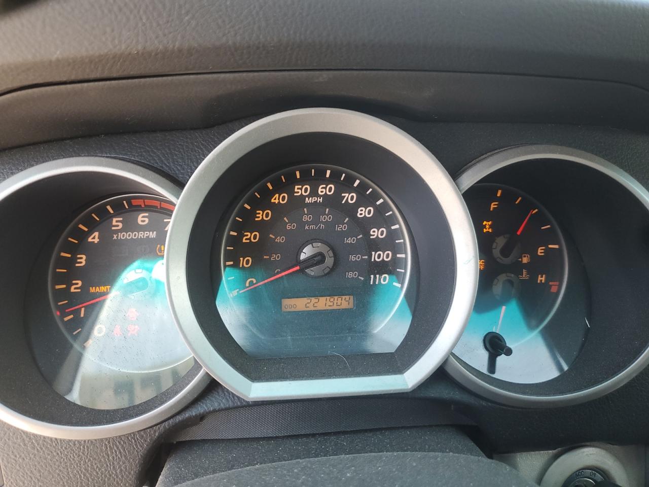 Toyota 4Runner Limited Image 6