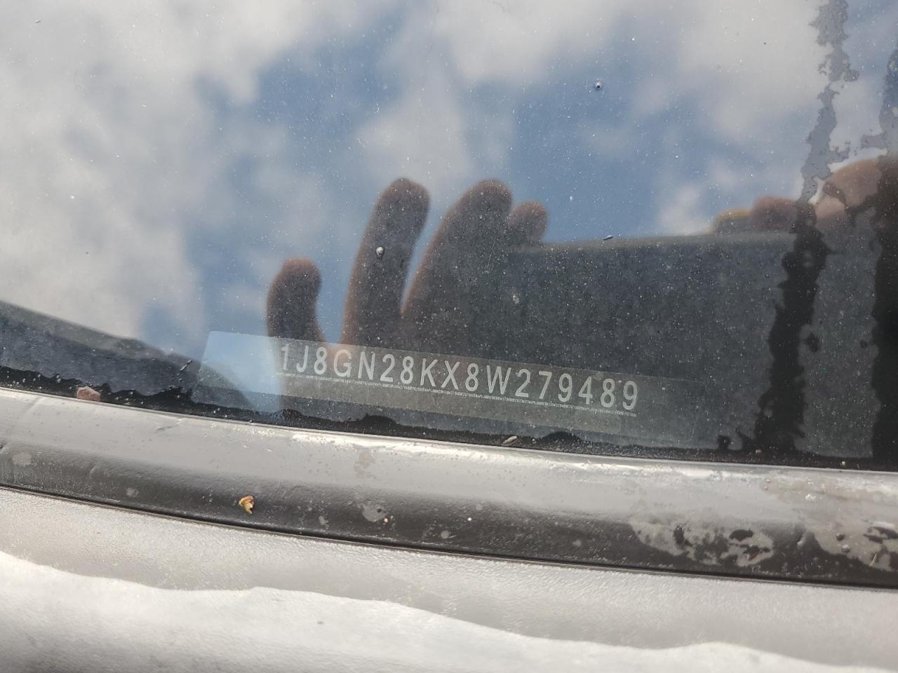 Jeep Liberty Sport Image 11