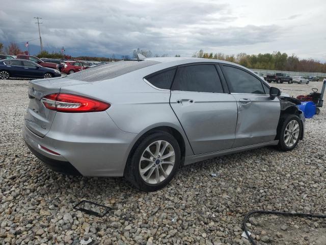 Ford Fusion Se Image 4
