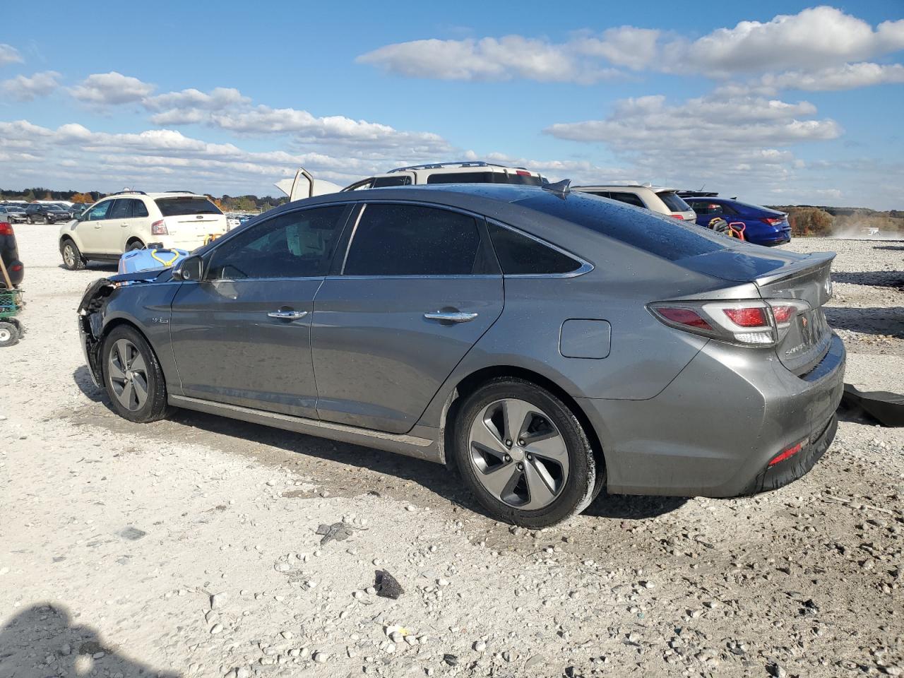 Hyundai SONATA Hybrid Image 11