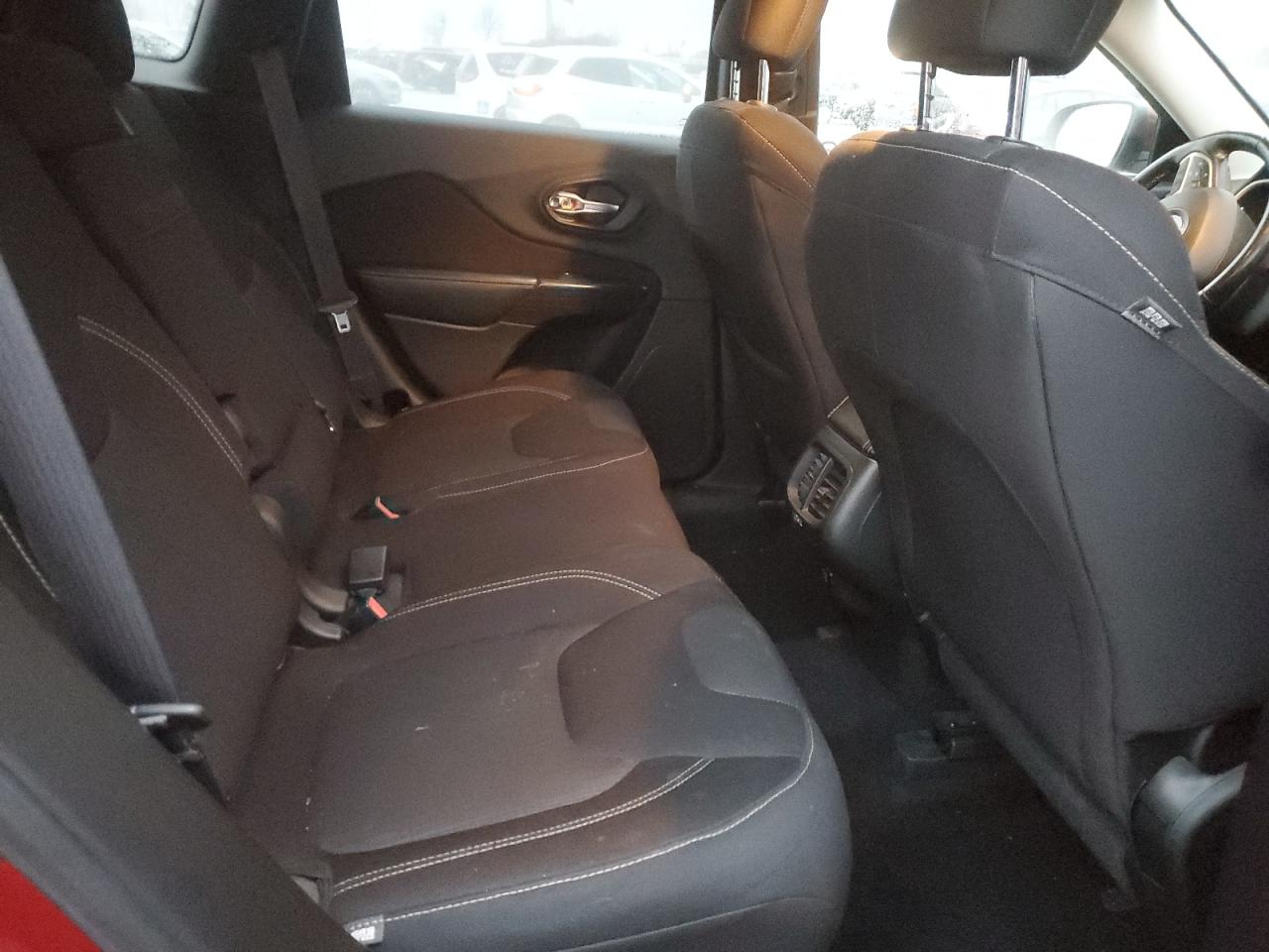 Jeep Grand Cherokee Latitude Image 4