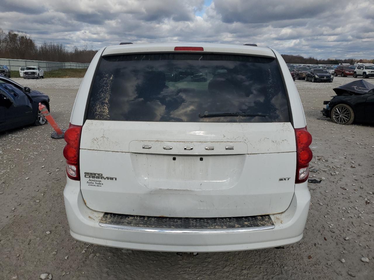 Dodge Caravan Sxt Image 6