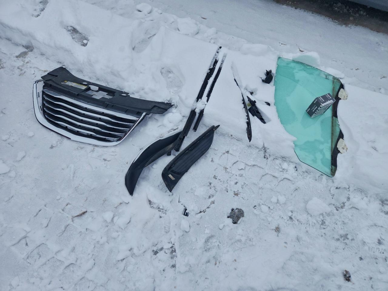 Chrysler 200 Touring Image 8