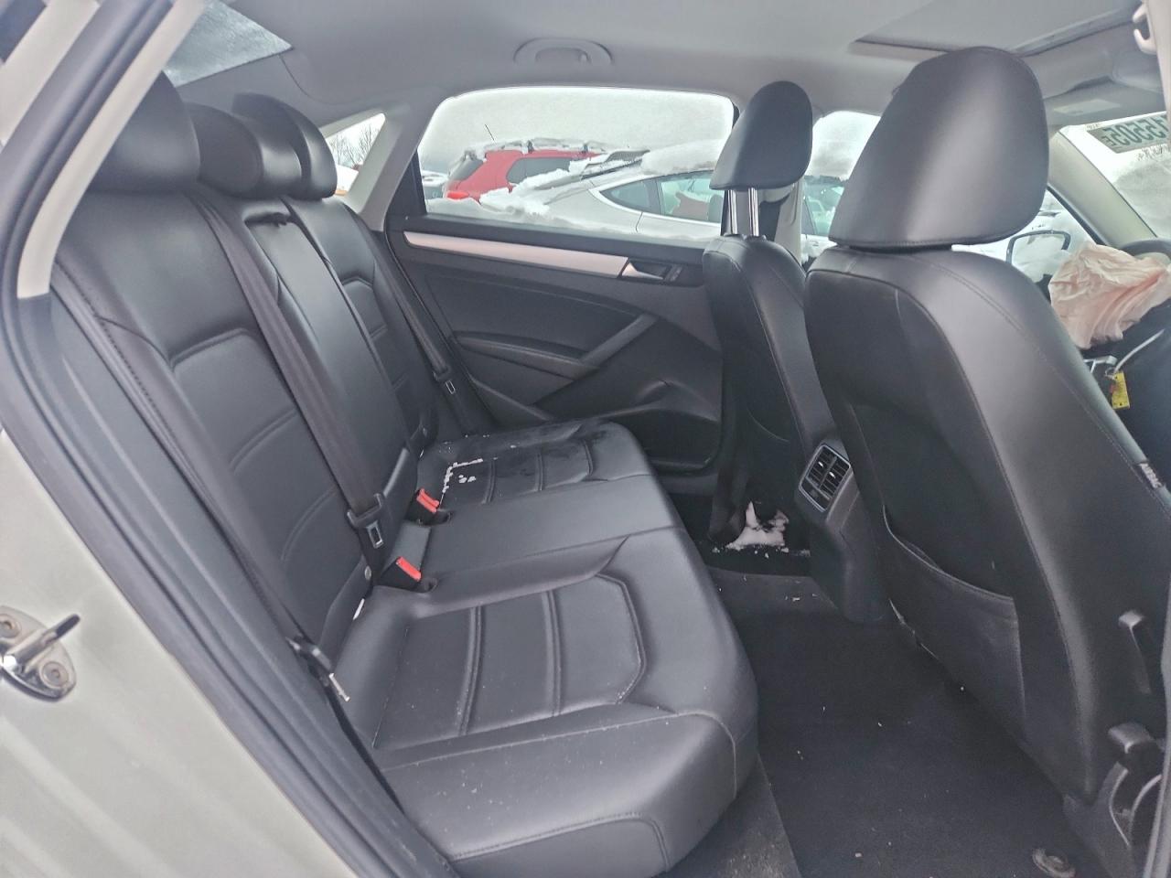 Volkswagen Passat Se Image 7