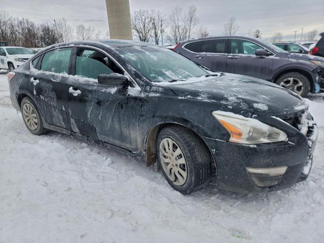 Nissan Altima 2.5 Image 4