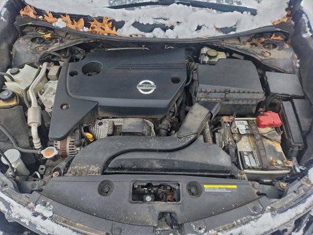Nissan Altima 2.5 Image 9