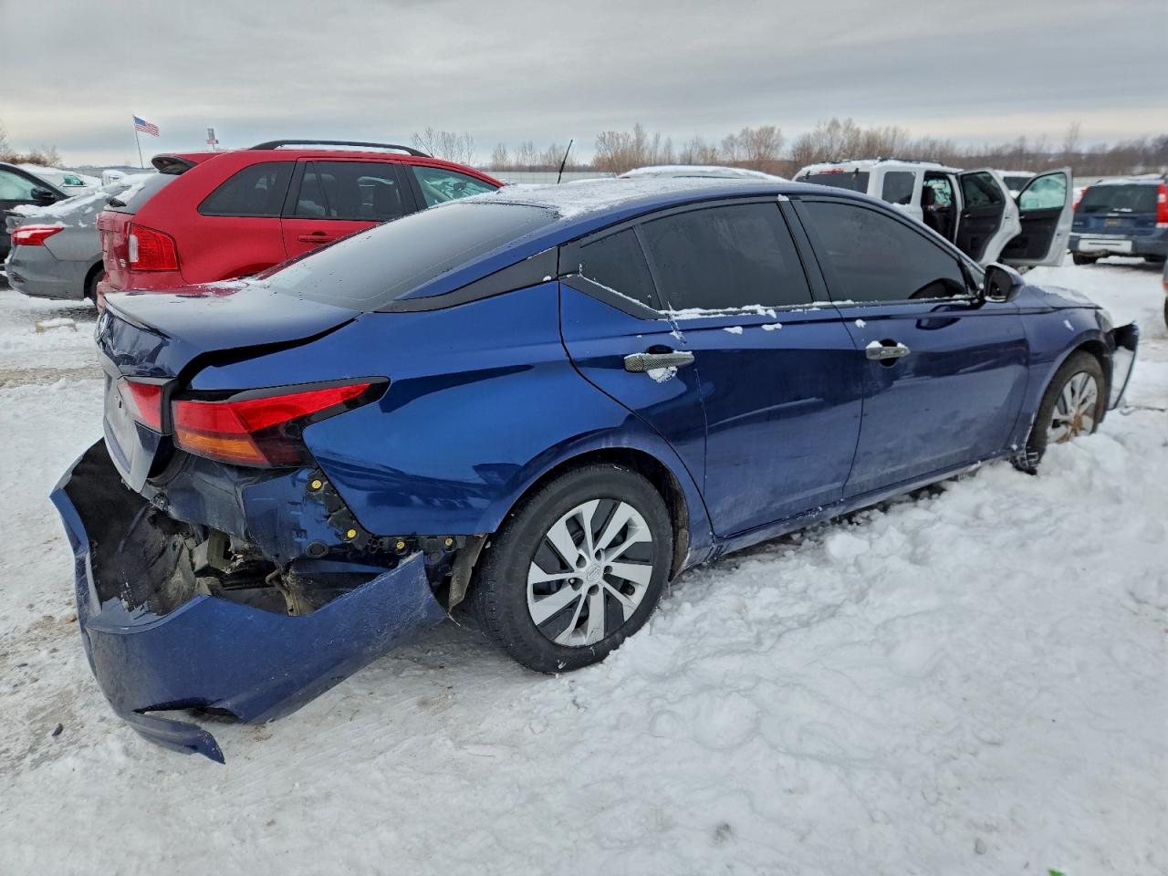 Nissan Altima S Image 12