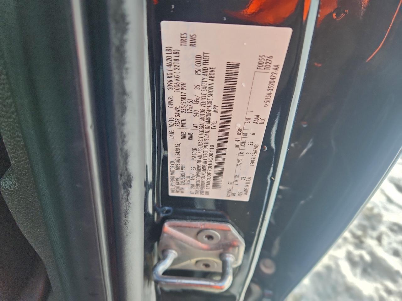 Ford Escape S Image 8