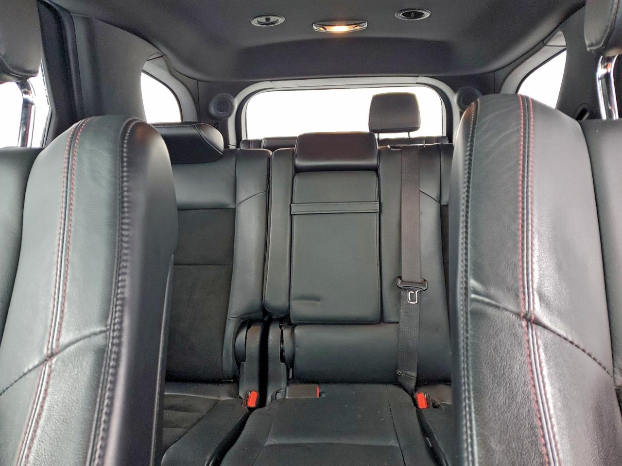 Dodge Durango R/t Image 10