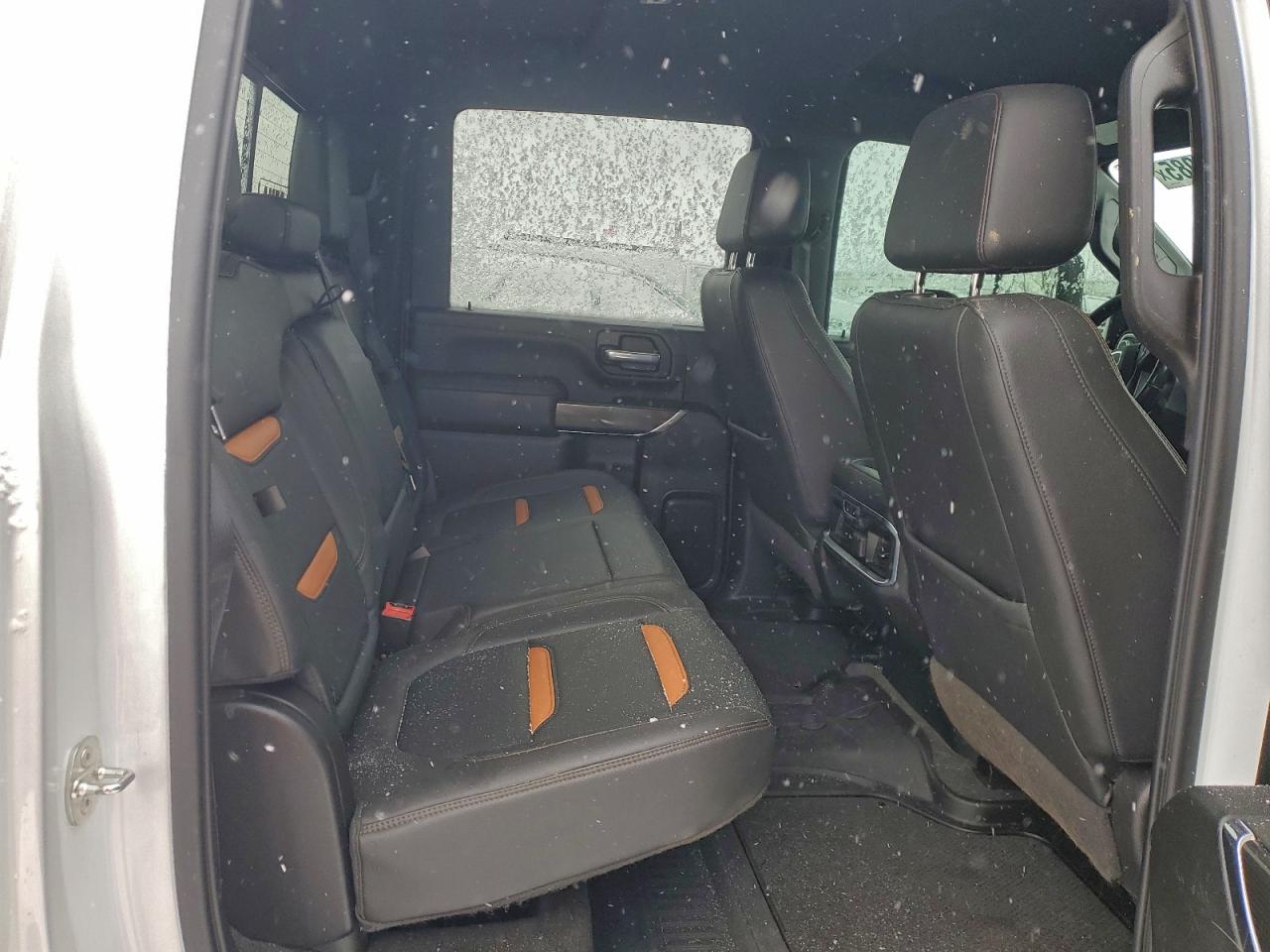 GMC Sierra K3500 At4 Image 9