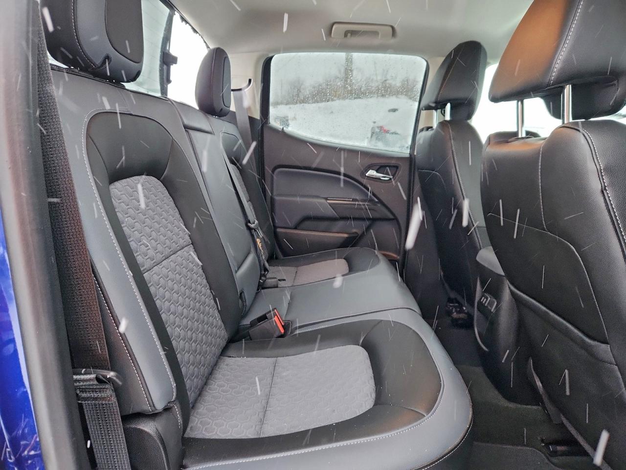 Chevrolet Colorado Z71 Image 8