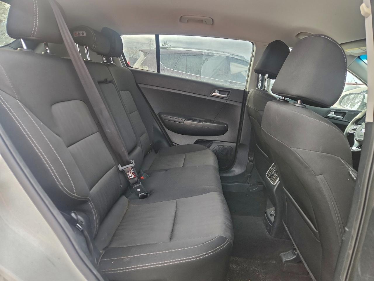 Kia Sportage Lx Image 7