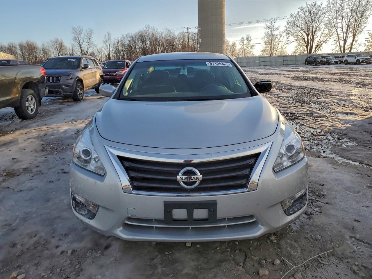 Nissan Altima 2.5 Image 8