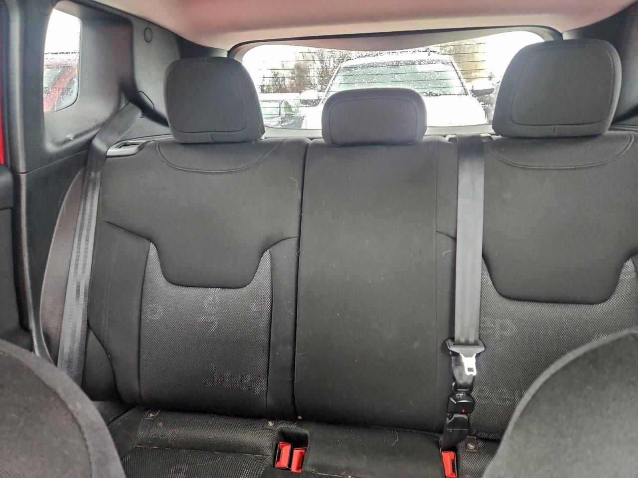 Jeep Renegade Latitude Image 6