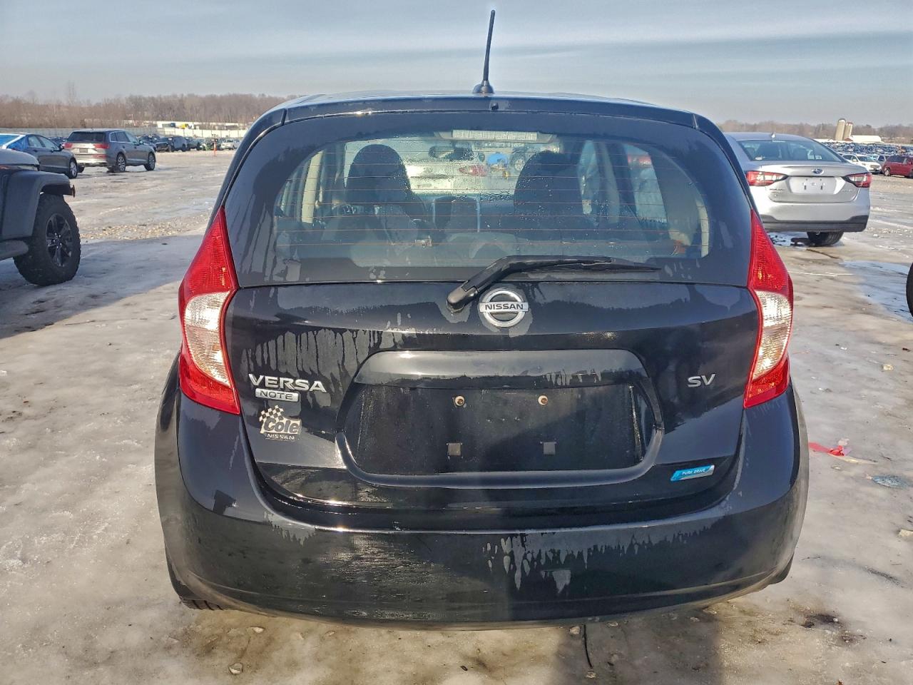 Nissan Versa S Image 9