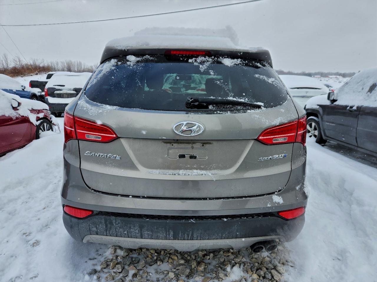 Hyundai SANTA FE Image 6