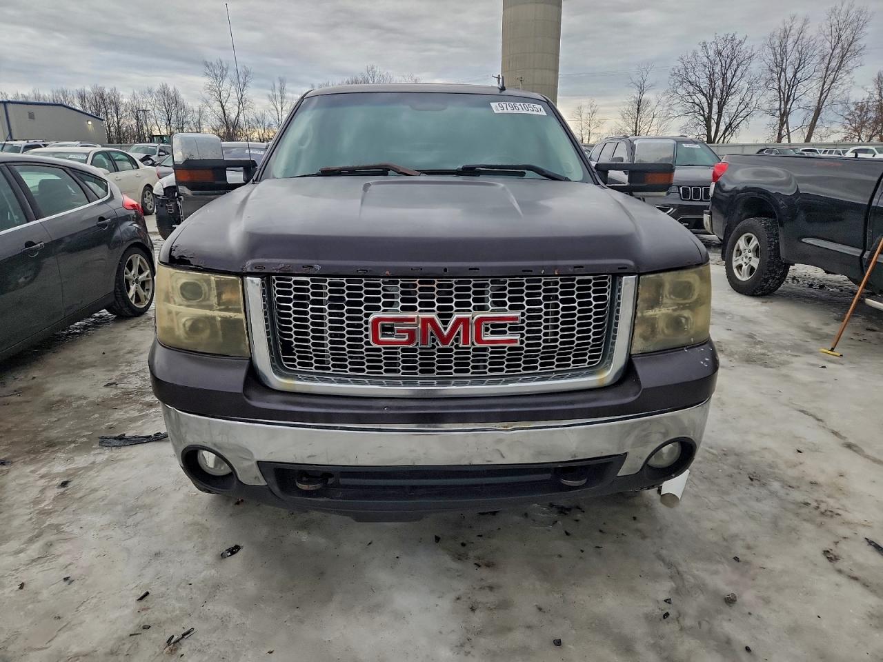 GMC Sierra K1500 Image 7