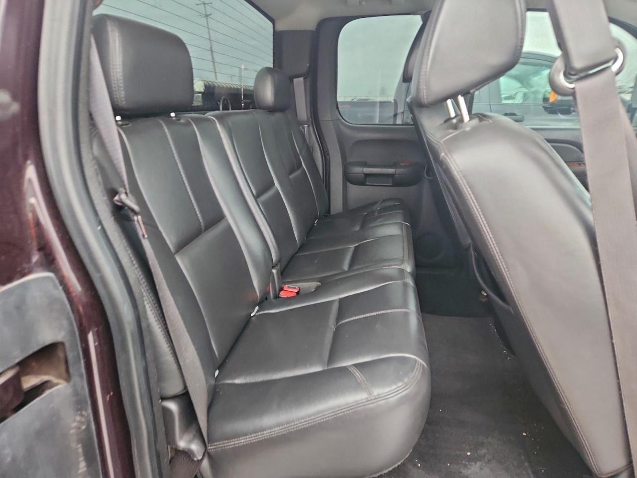 GMC Sierra K1500 Image 3