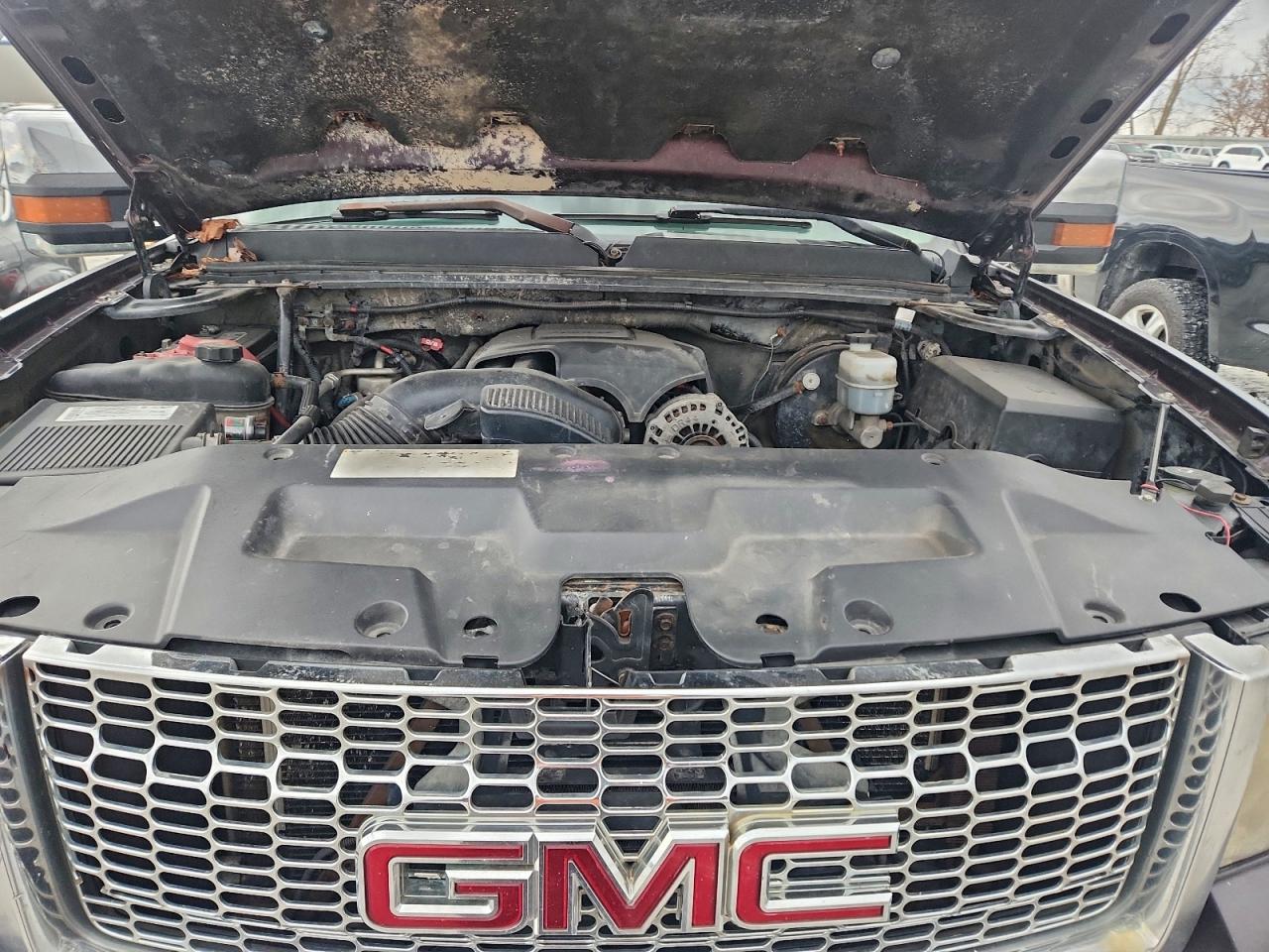 GMC Sierra K1500 Image 4