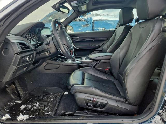 BMW 2 Series Xi Image 6