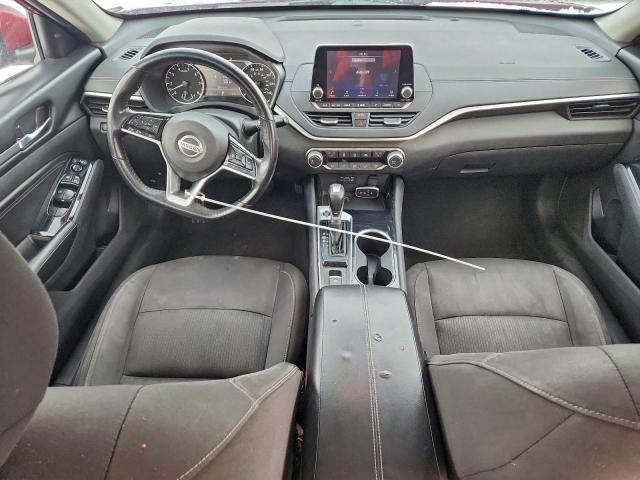 Nissan Altima Sv Image 10